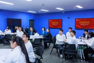 移动端与电脑端入口保持一致